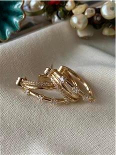 Yıldız Taşlı Trinity Küpe