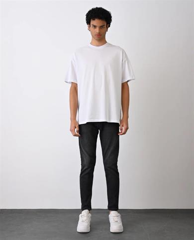 Beyaz 0 Yaka Oversize Basic T-shirt