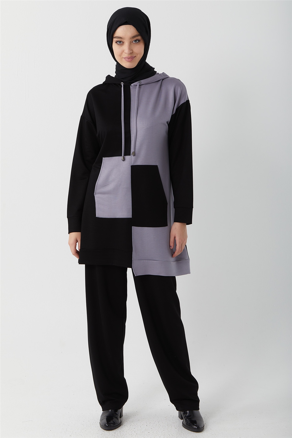 546 SİTARE PARÇALI KAPŞONLU KANGURU CEP TUNİK TAKIM 1-4- Siyah