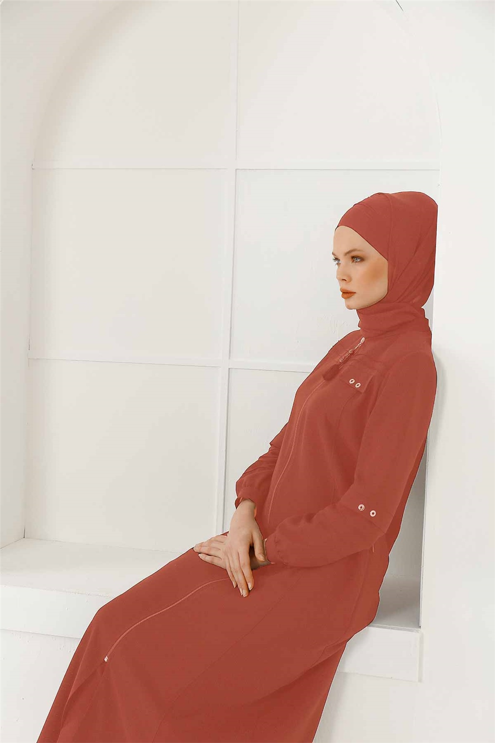 Sitare Önü Ve Kolu Nevürlü Ferace 20Y536 - KİREMİT KOYU
