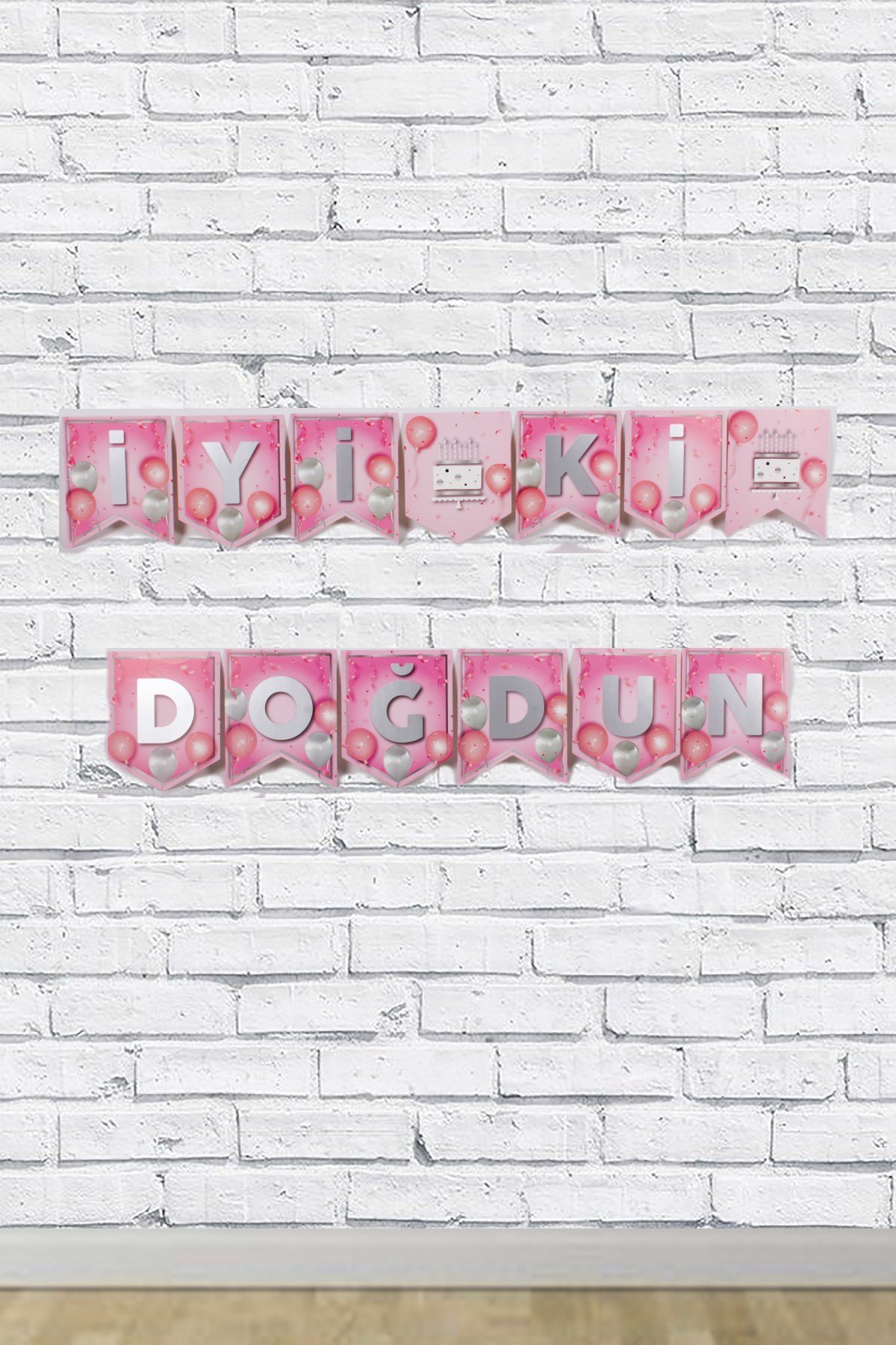 İyi Ki Doğdun Gümüş Yazılı Pembe Zigzag Banner 190cmPartistST1710