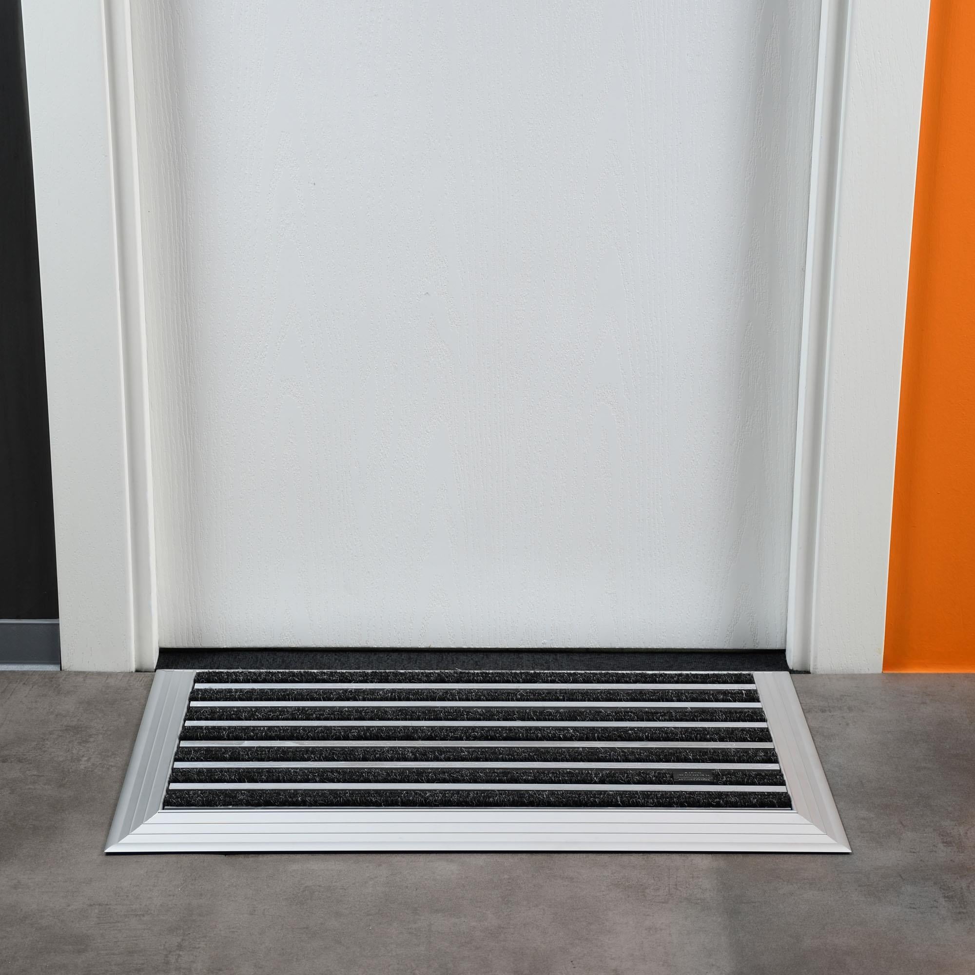 Artlines 20 mm 45x70 Rip Halı + Sıyırıcı Yüzeyli Alüminyum Paspas