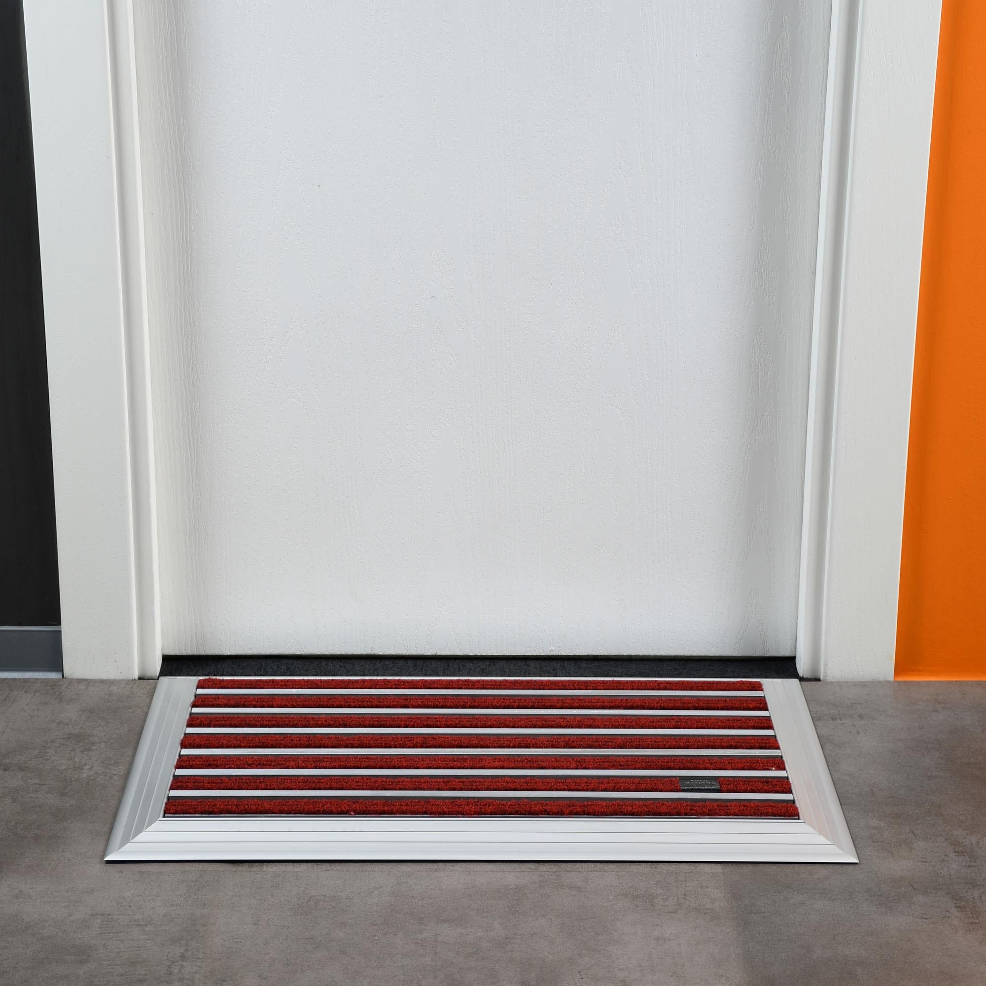 Artlines 20 mm 45x70 Rip Halı + Sıyırıcı Yüzeyli Alüminyum Paspas