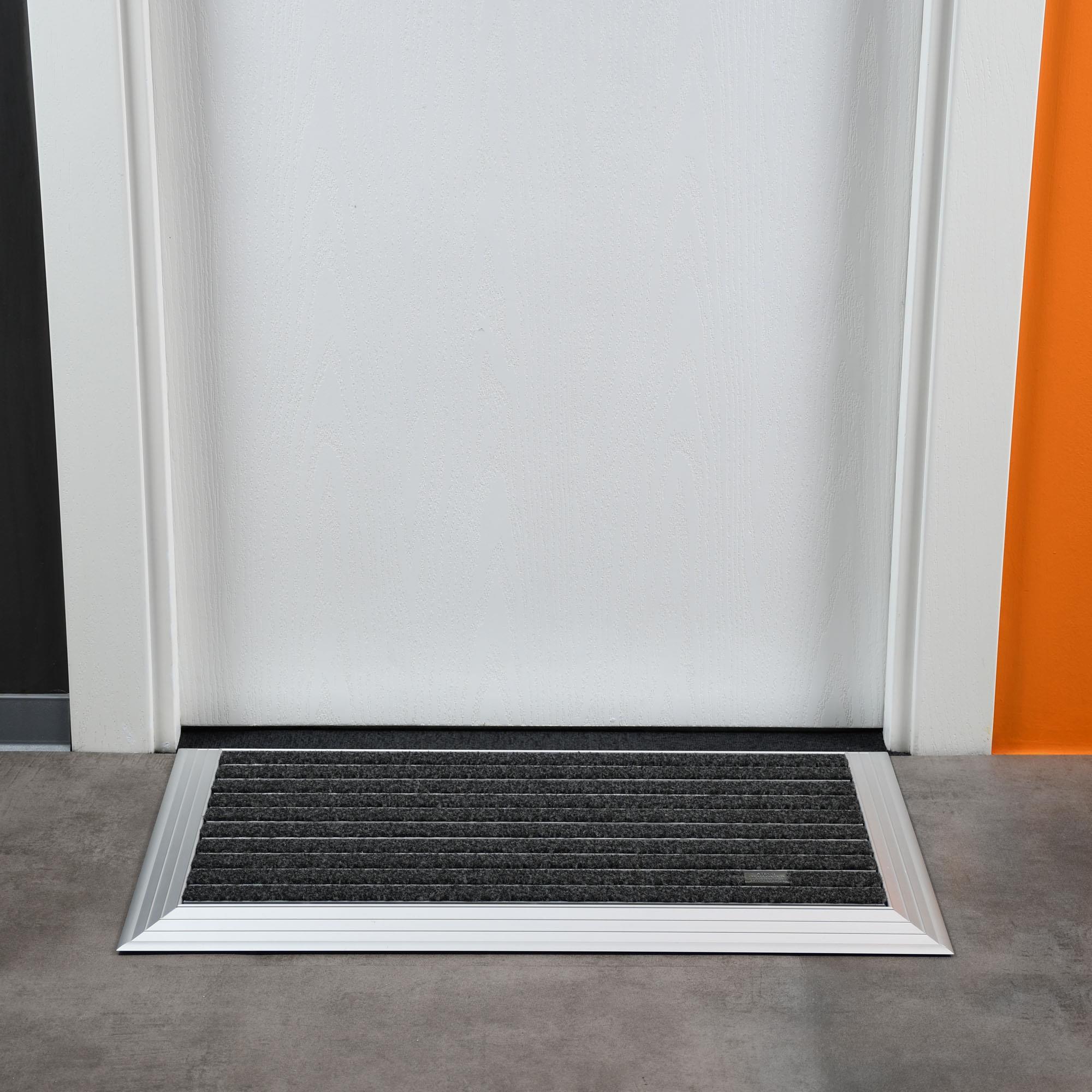 Artlines 20 mm 45x70 Velur Halı Yüzeyli Alüminyum Paspas