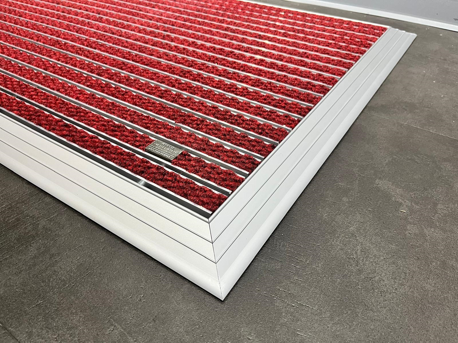 Artlines 20 mm Artnop Bordo Halı Yüzeyli 70x110 Alüminyum Paspas