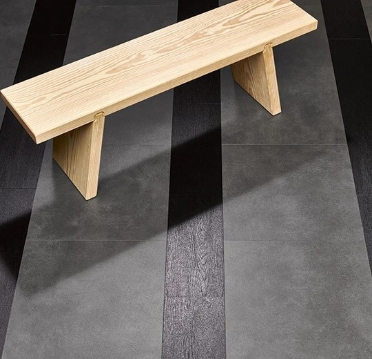 Forbo Allura Stone 62418 Concrete Charcoal / 25-0,70 Dry Back LVT 50*50 cm