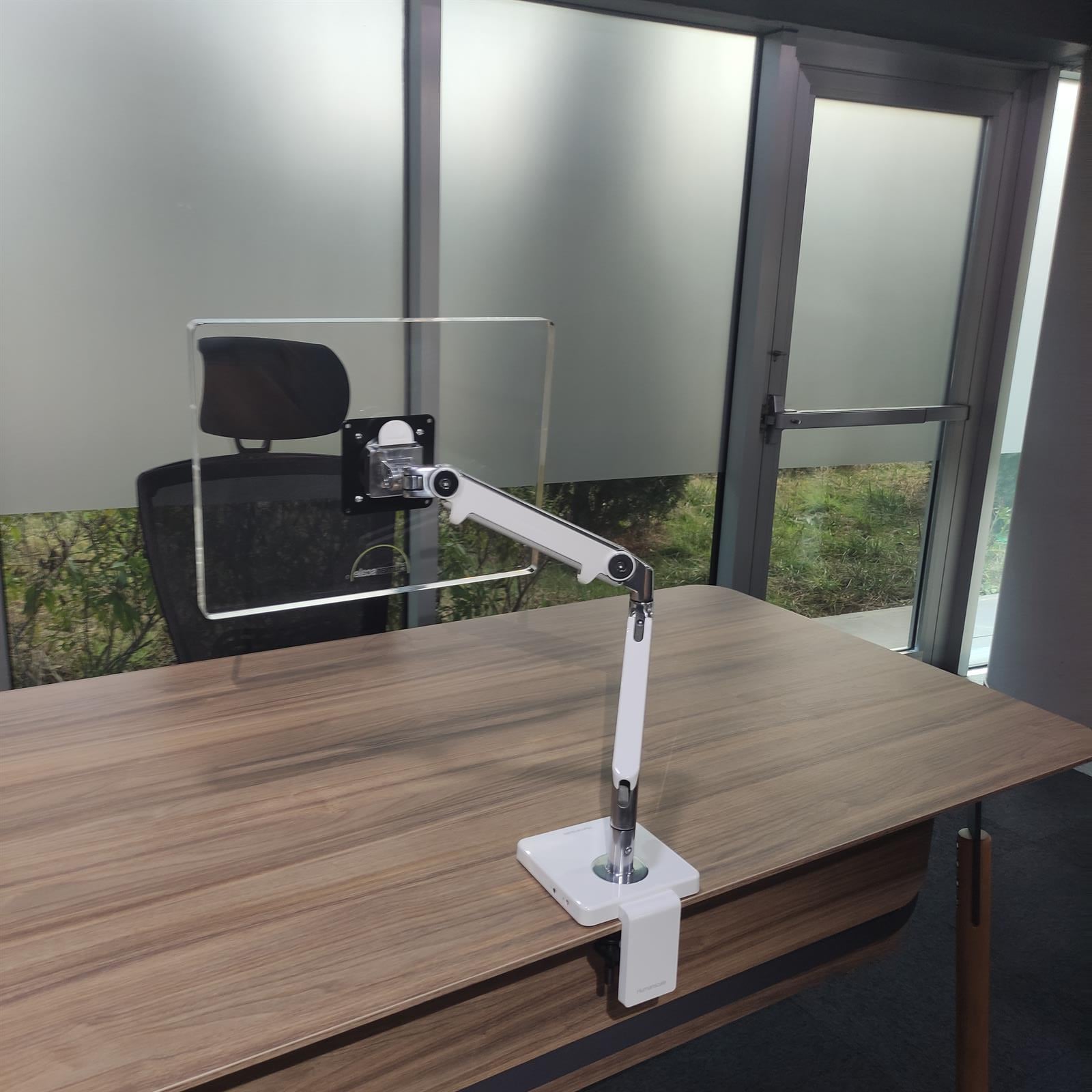 Monitör Kolu + MPower