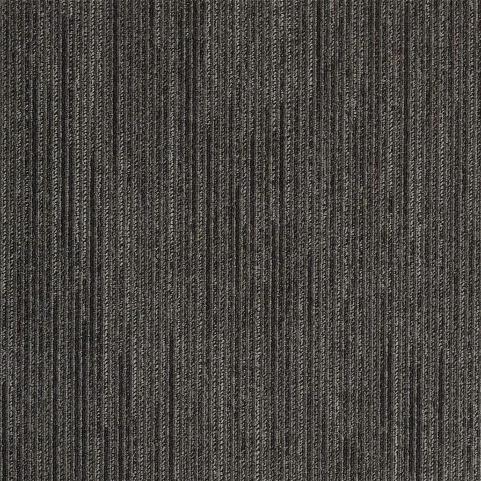 Surface 15612 Karo Halı