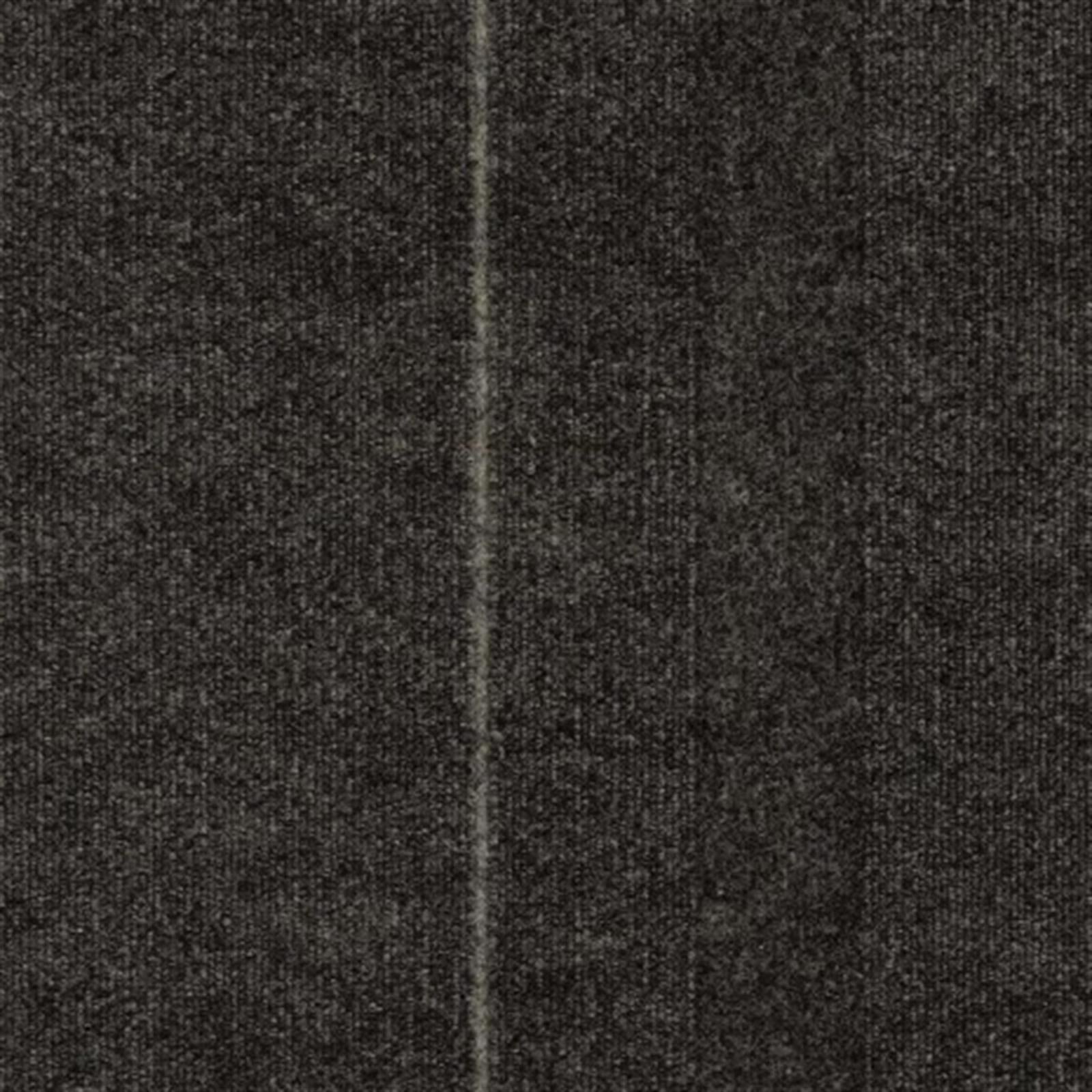 Zip 12826 Karo Halı
