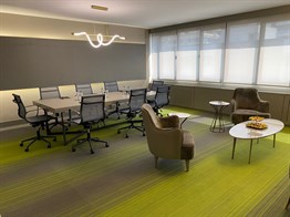 Apollo 4B Moss Green Bitümen Taban Karo Halı