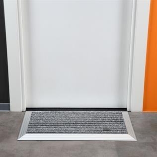 Artlines 20 mm 45x70 Rip Halı Yüzeyli Alüminyum Paspas
