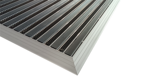 Artlines 20 mm 70X110 cm Kauçuk+Siyah Yuvarlak Fırça Yüzeyli Alüminyum Paspas