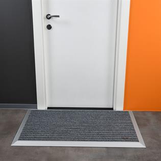 Artlines 20 mm 70x110 cm Rip Halı Yüzeyli Alüminyum Paspas