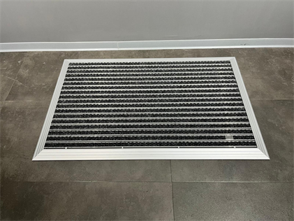 Artlines 20 mm Artnop Antrasit Halı Yüzeyli 70x110 Alüminyum Paspas