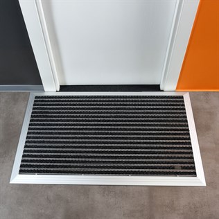 Artlines 20 mm Artnop Antrasit Halı Yüzeyli 70x110 Alüminyum Paspas