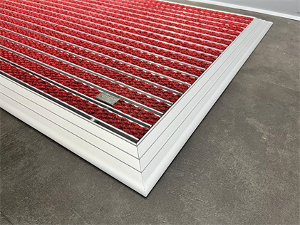 Artlines 20 mm Artnop Bordo Halı Yüzeyli 70x110 Alüminyum Paspas