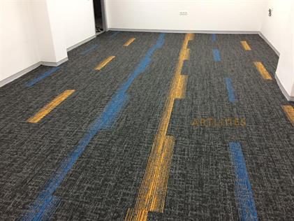 Avenue 07 Plank Halı