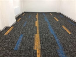 Avenue 08 Plank Halı