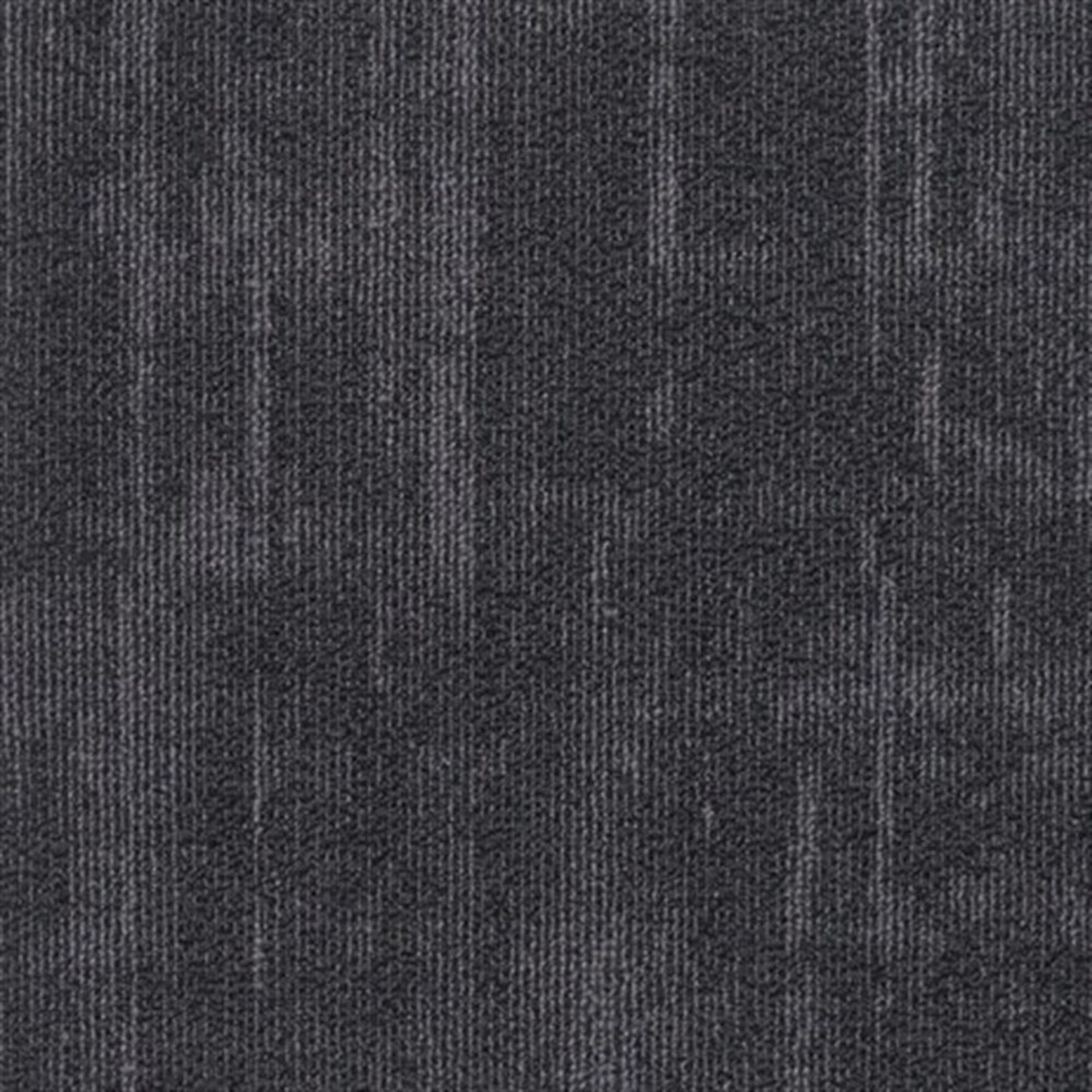 Mistral 06 Karo Halı