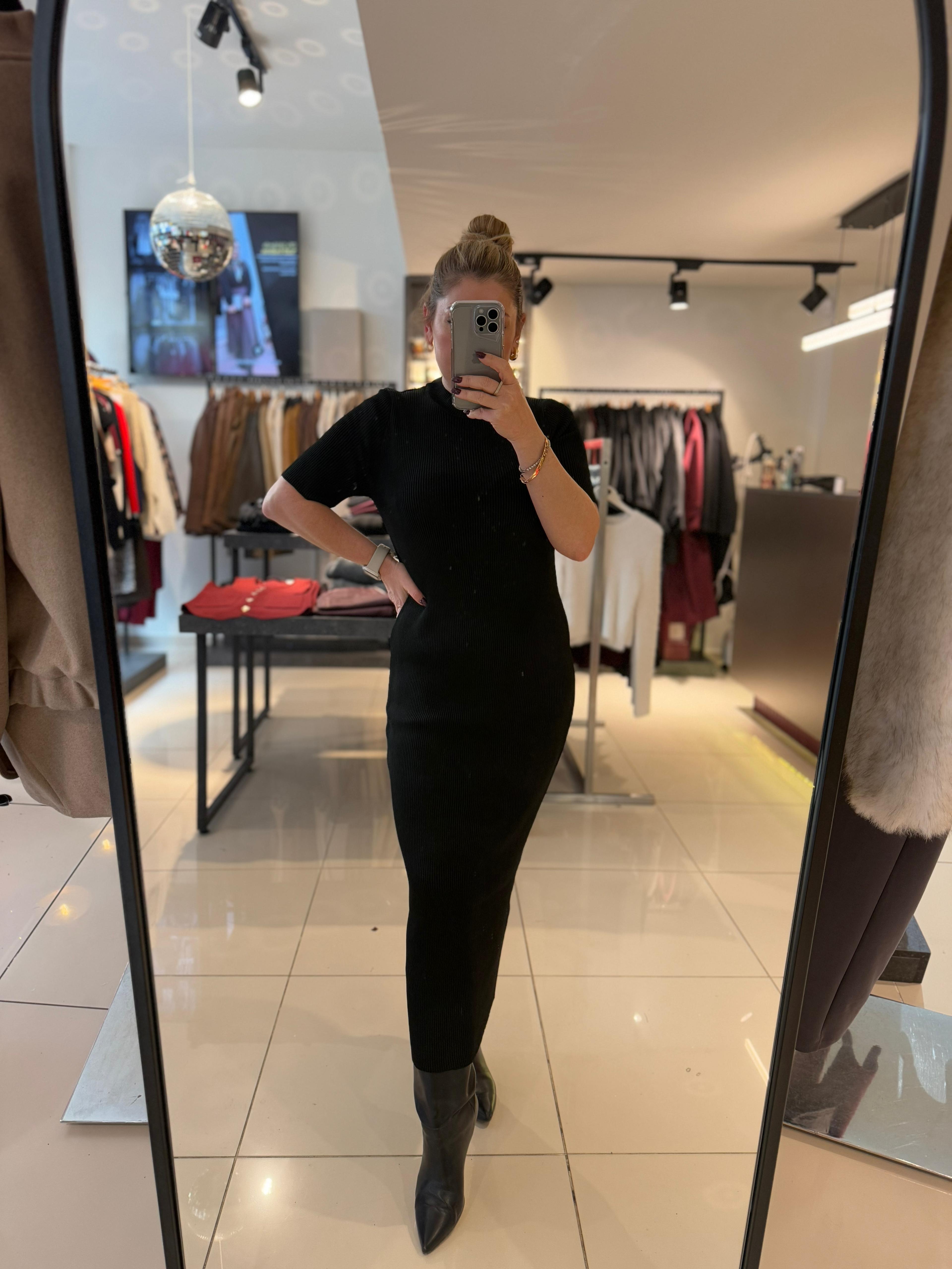 Uzun ElbiselerMarka Model Triko Elbise Siyah