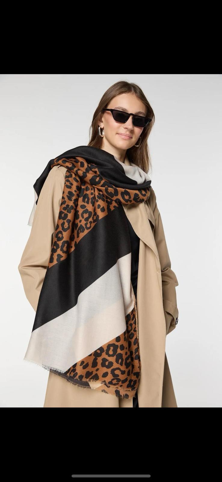 Aksesuar15088 Leopar Desenli Siyah Şal