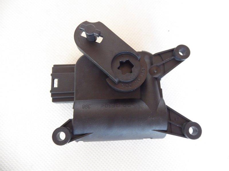 KLİMA AYAR MOTORU GOLF5-JETTA-PASSAT-CADDY-OCTAVIA