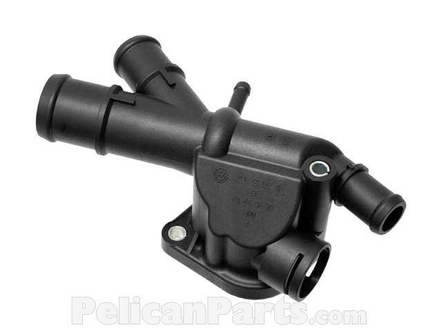 RADYATÖR SU FLANŞI A4-A5-A6-Q5-EX 2.0 TDI CAGA-CAGB 03L121132AA