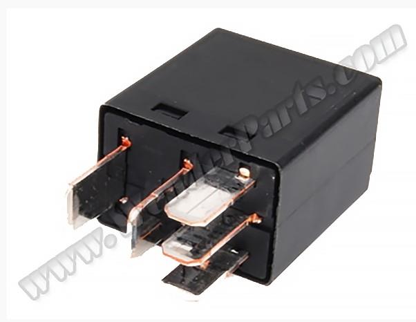 SİNYAL RÖLESİ W163 W164 SPRİNTER901>906 VİTO 638/639