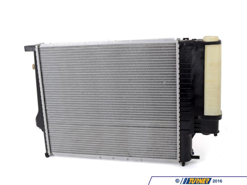 SU RADYATÖRÜ OTOMATİK 520MM E34 M20-50 1990-95