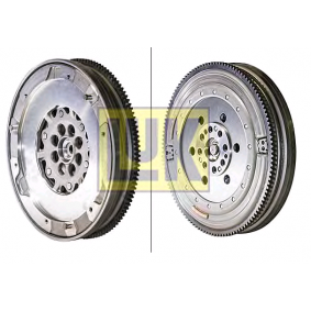 VOLANT  E81-82-87-88-90-91-92-93-60-61-X1-X3 N47 08-12