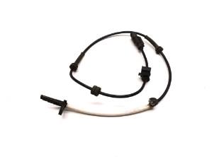 ABS SENSORU ON SOL-SAG TESLA MODEL S 75D 2014- / 85D 2015-