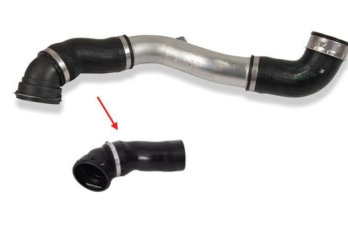 BMW 3.25 D / 3.30 D / 3.30 XD / 3.35 D  E90 / E91 /E92  TURBO HORTUMU KONNEKTÖRLÜ / METAL PARÇA HARİÇ