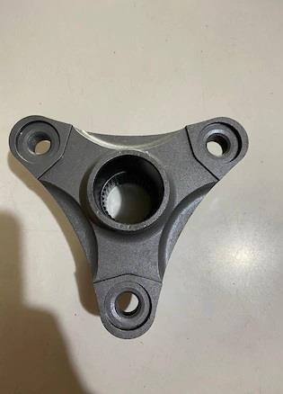 BMW F10 5.25XD DEFRANSİYEL MAHRUTİ FLANŞ ŞAFT KAYICI MAŞON FLANŞI 31016