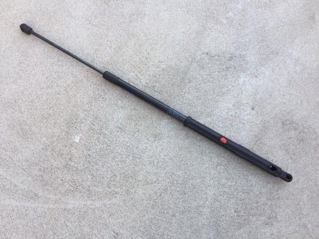 KAPUT AMORTİSÖRÜ  SOL 164