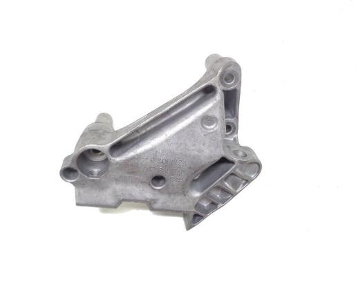 MOTOR KULAK BRAKETİ GOLF7-CADDY-A3-LEON CLHA-CLHB-DCXA-CRLB-CRKB-CUVC 1,6 TDİ-2,0 TDİ