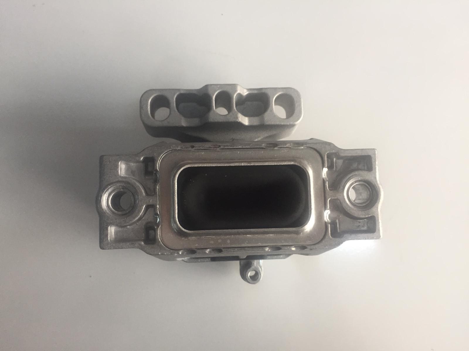 MOTOR TAKOZU SAĞ GOLF5-JETTA-A3-LEON BAG-BLF-BLP 1,6 FSİ 04-09 31376 / 27067 01 1K0199262J 1K0199262T