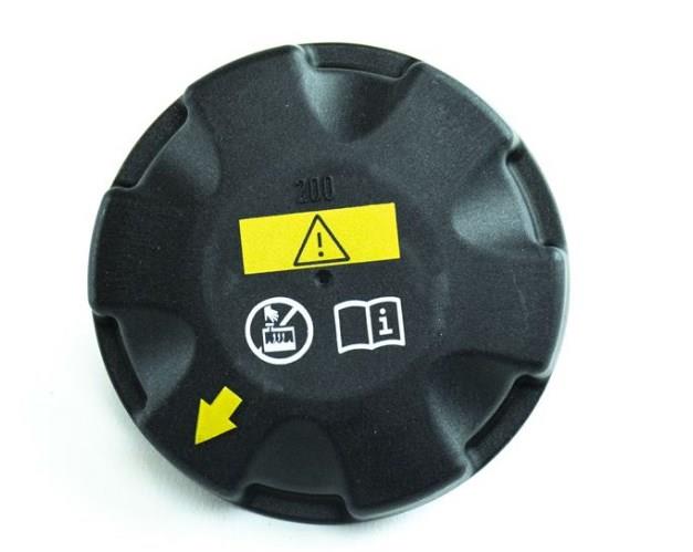 RADYATÖR KAPAĞI 2.0 BAR E90-E91-E92-E93-F80-F82-F83-E60-E61-E63-E64-F07-F10-F11-F18-G30-F12-F13-F01-F02-G11-G12-X5 E70-X5 MF85-X6 E71-X6 E72-X6 MF86