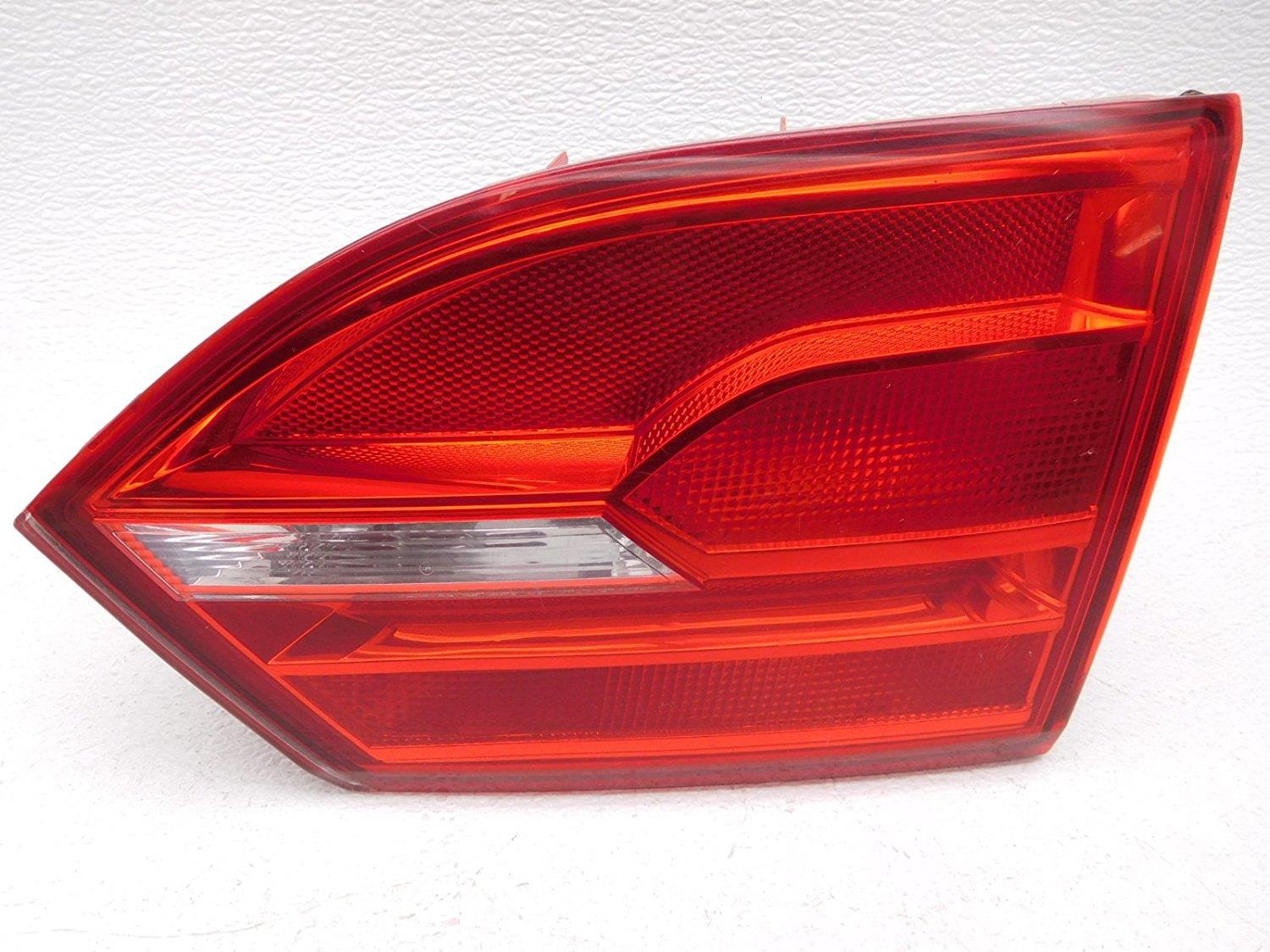 STOP LAMBASI İÇ SAĞ JETTA 2011-