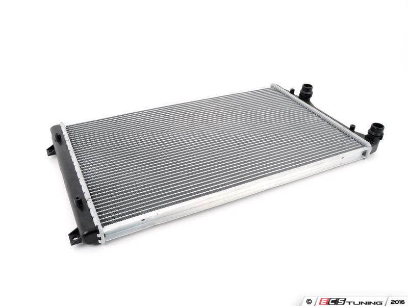 SU RADYATÖRÜ GOLF5-GOLF6-JETTA-CADDY-PASSAT-A3-LEON CAXA-BMY-BJB-BXE-BKC 1,4 TSİ-1,9 TDİ 04-09 8MK 376 726-701 (650x416 mm) 1K0121253H 5K0121253D