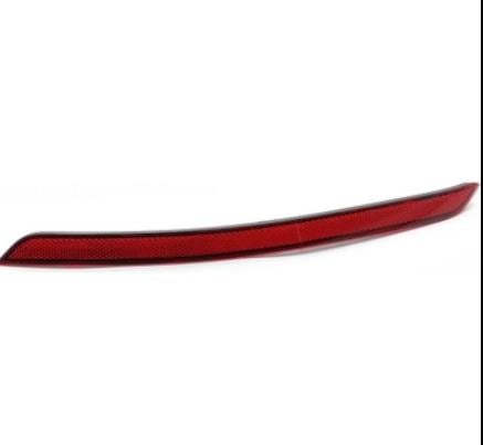 TAMPON REFLEKTÖRÜ ARKA DIŞ L PASSAT 2018-->