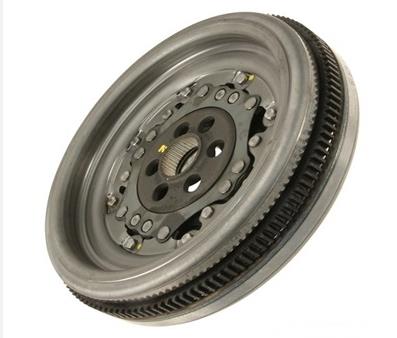 VOLANTLI DEBRİYAJ SETİ T5,5-T6-GOLF6-JETTA-PASSAT-A3-LEON CAYB-CAYC-CBDC-CAAA-CAAD-CAAB-CXGB 1,6 TDİ-2,0 TDİ 415057410+ 623309400 (START-STOP YOK) 03G
