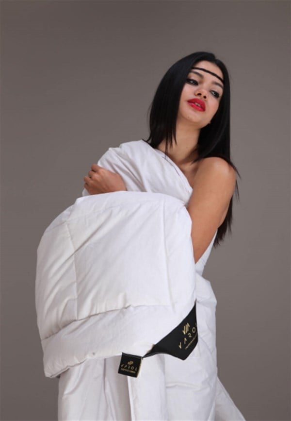 ENDÜSTRİYEL TEKSTİLASİS 195*215 KAZ TÜYÜ YORGAN 90TEL 300GR