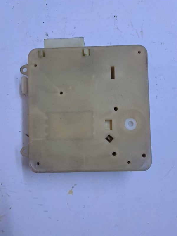 TOLON YEDEK PARÇATOLON TWE20 ÇAMAŞIR YÜKLEME KAPAK KİLİT TOKMAKLI TY00085