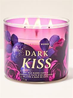 Dark Kiss / Büyük Mum