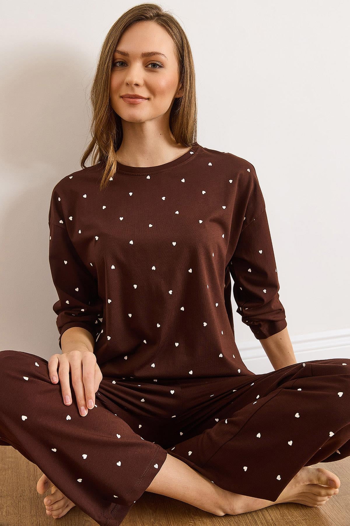 %100 Pamuk Uzun Kollu Pijama Takımı Kahverengi Kalp