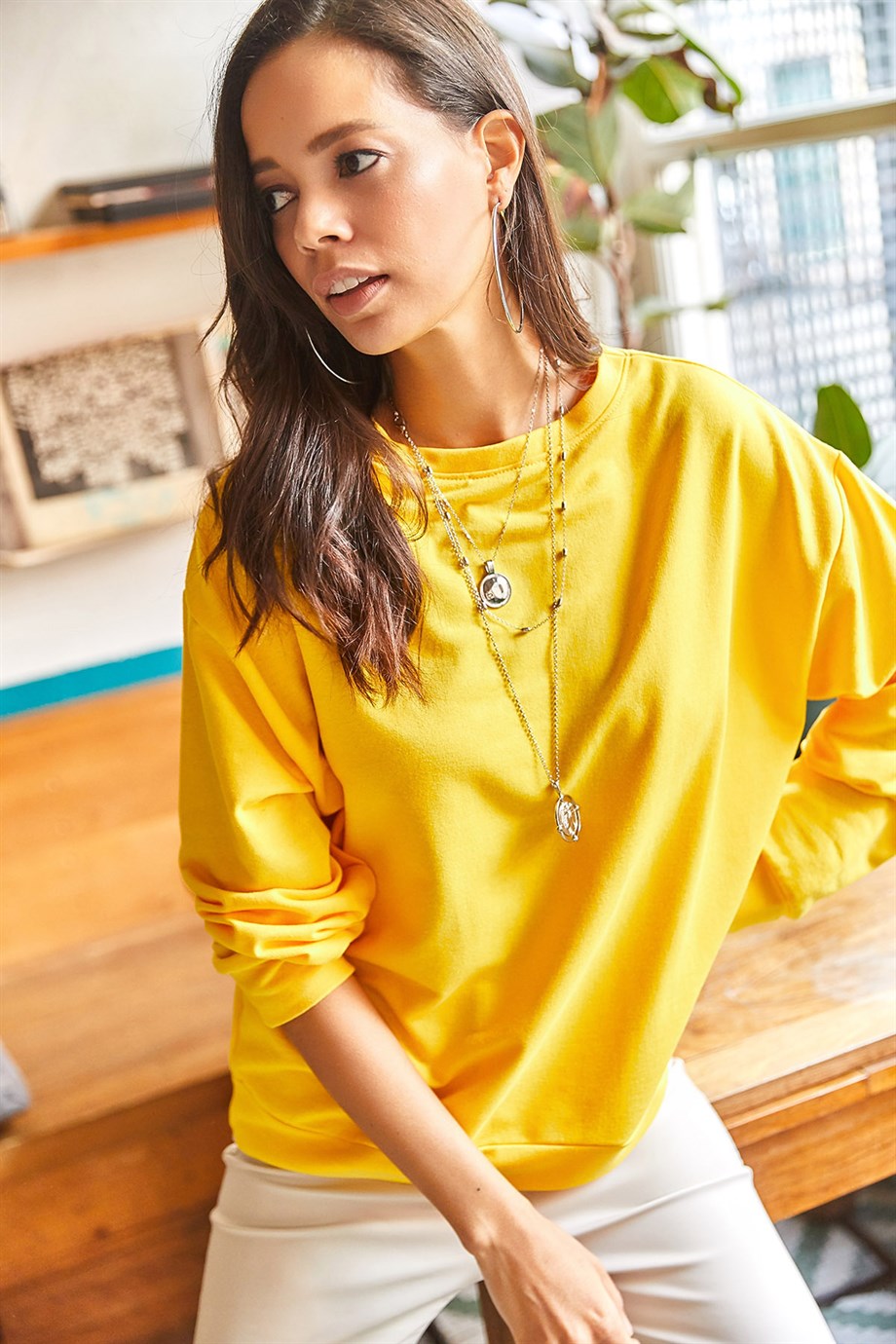 Basic Yumuşak Dokulu Salaş Sweatshirt Düz Sarı