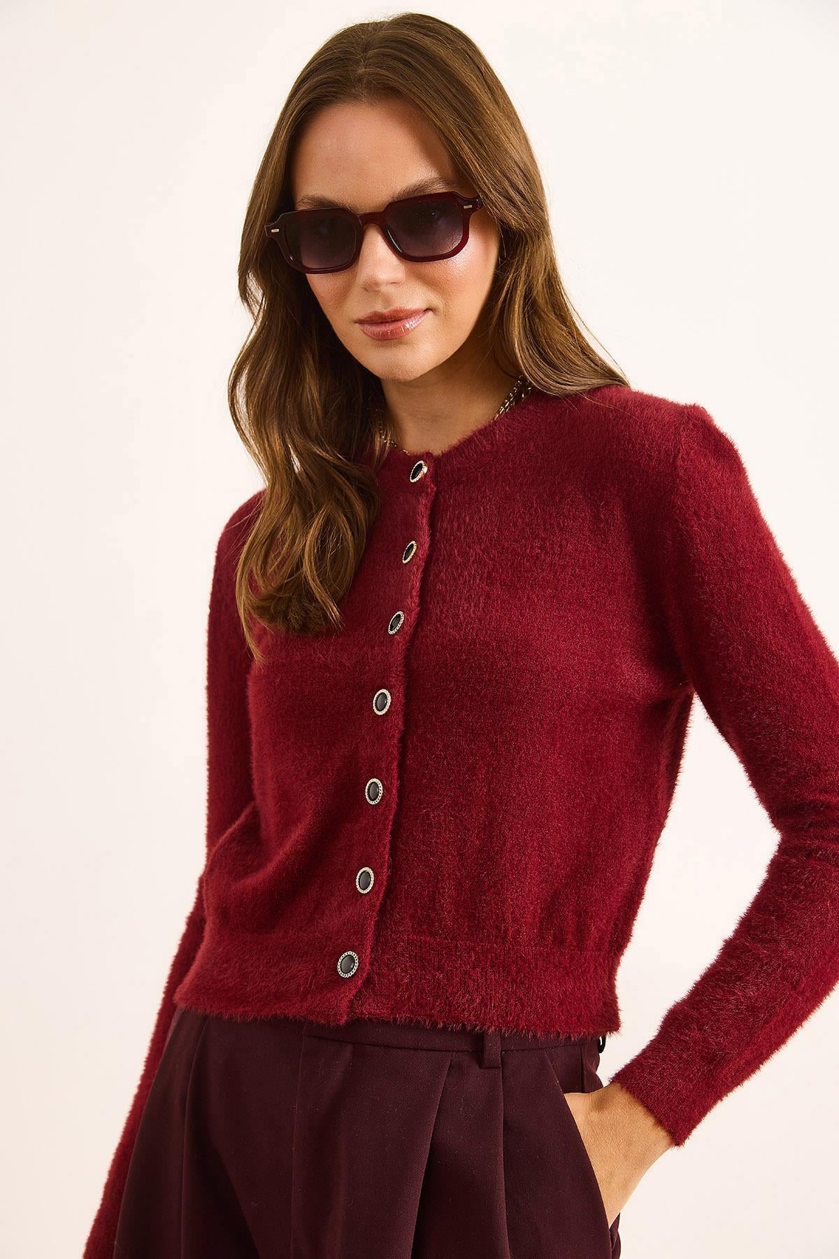 Bisiklet Yaka Düğme Detaylı Basic Sakal Hırka Bordo