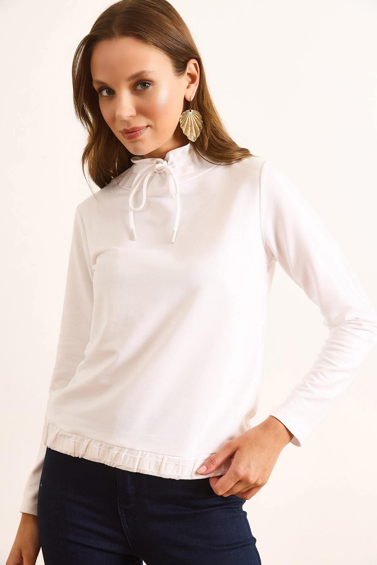 Boğazlı Bağcık Detaylı Yumuşak Dokulu 2 İp Sweatshirt Beyaz