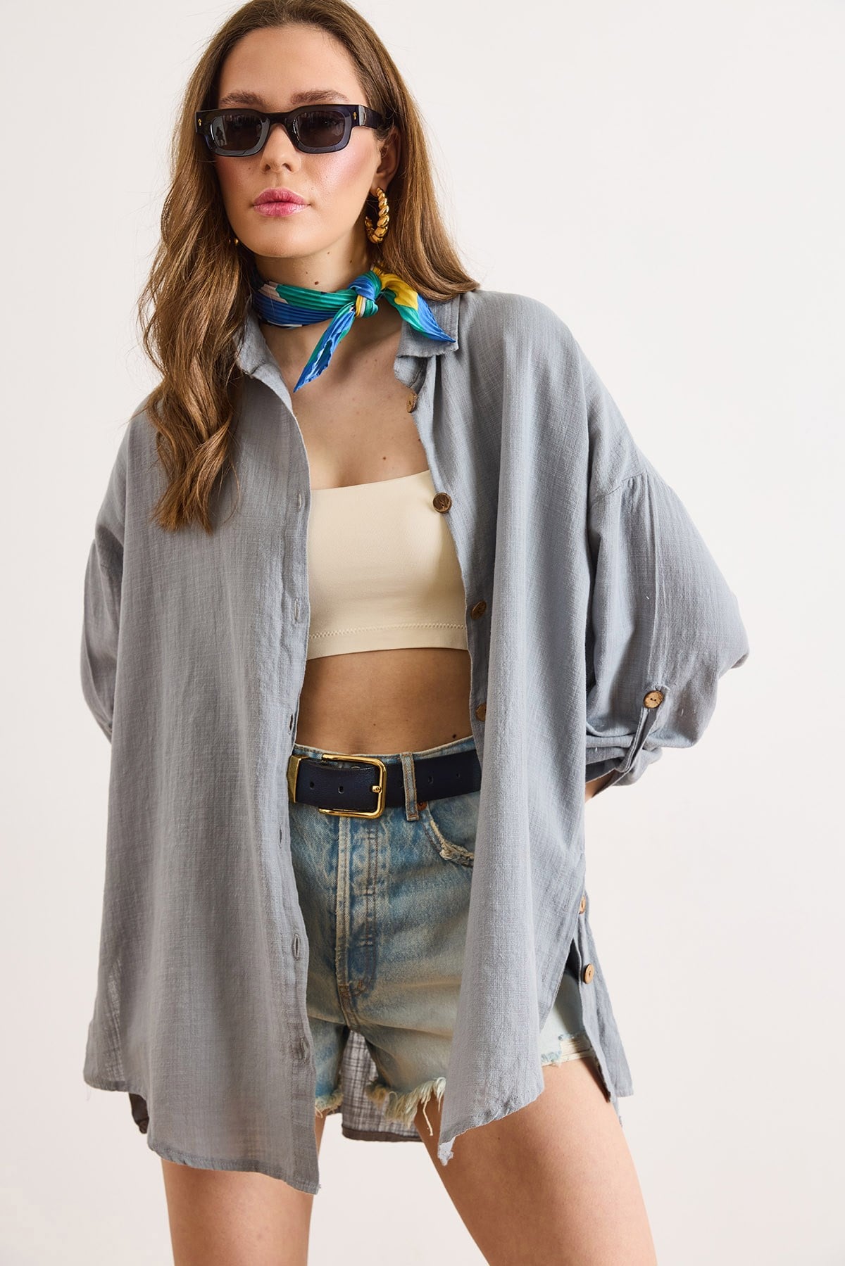 Boho Yanları Düğmeli Yıkamalı %100 Pamuk Loose Fit Gömlek Gri
