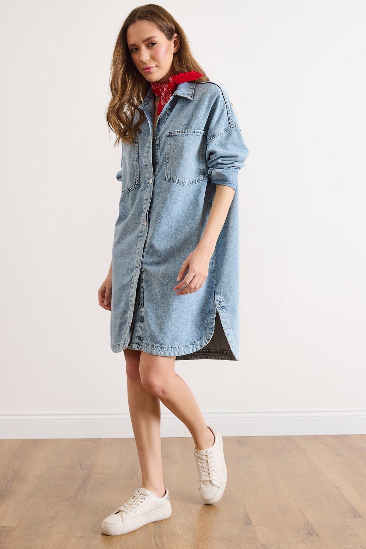 Cepli Oversize Yıkanmış Denim Tunik Elbise Açık Mavi